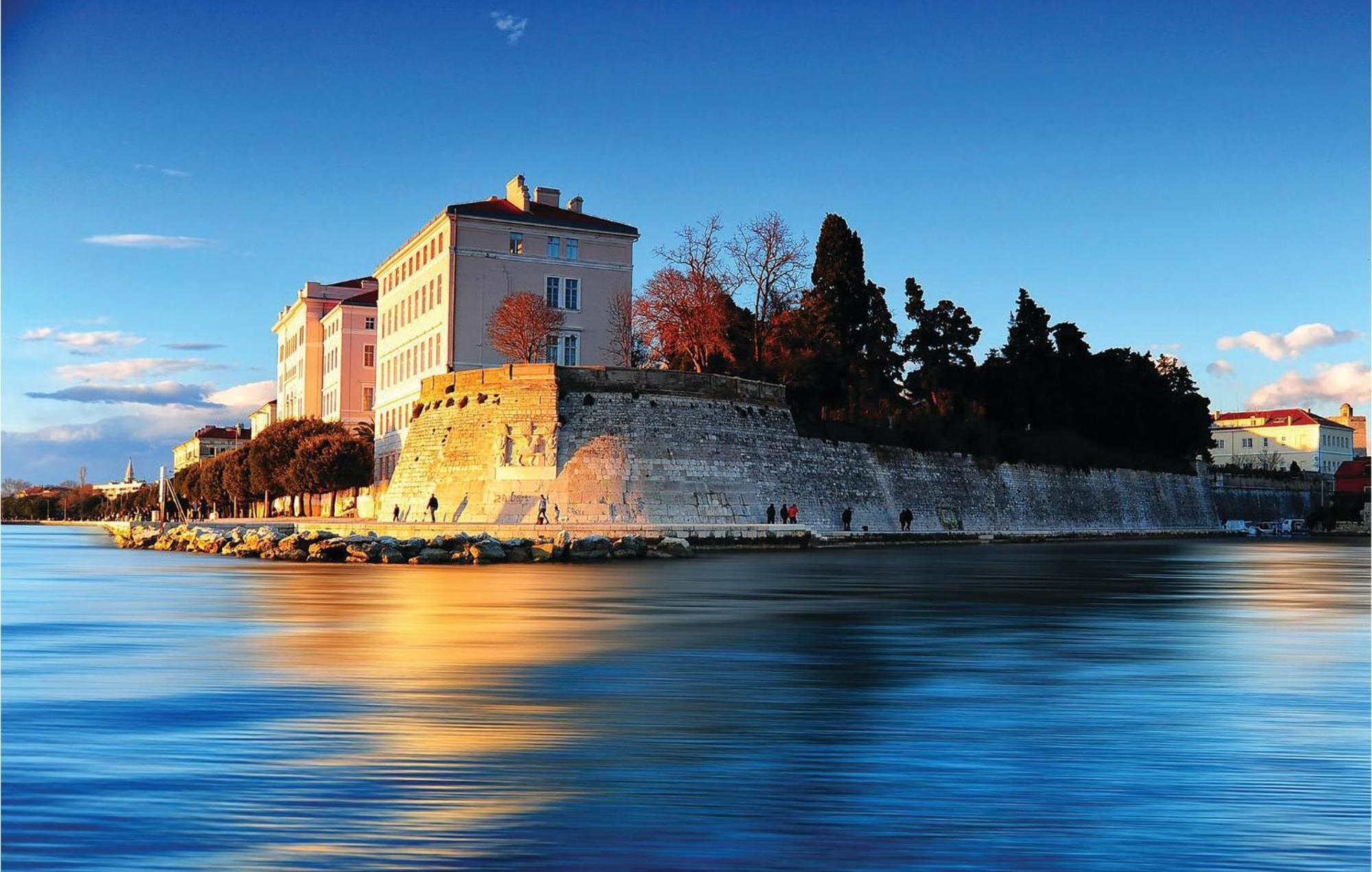 Lovely Apartment In Zadar With Wifi Екстериор снимка